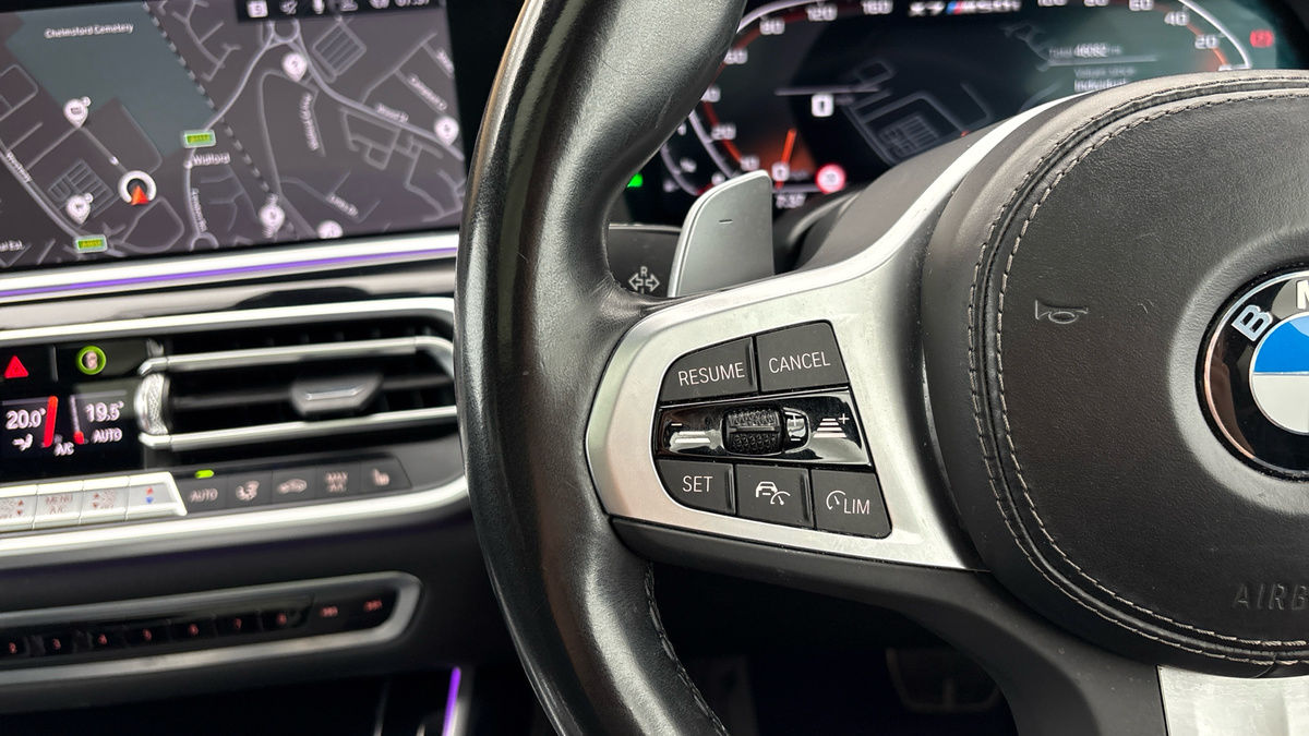 BMW X7 Image 13