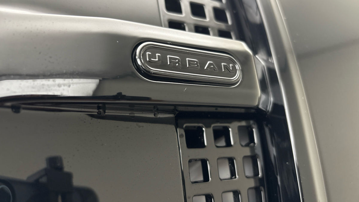 Land Rover Defender 110 Urban Image 28