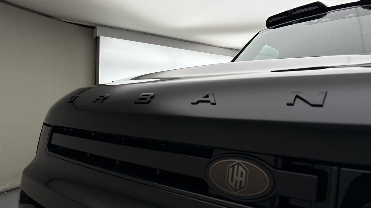 Land Rover Defender 110 Urban Image 24