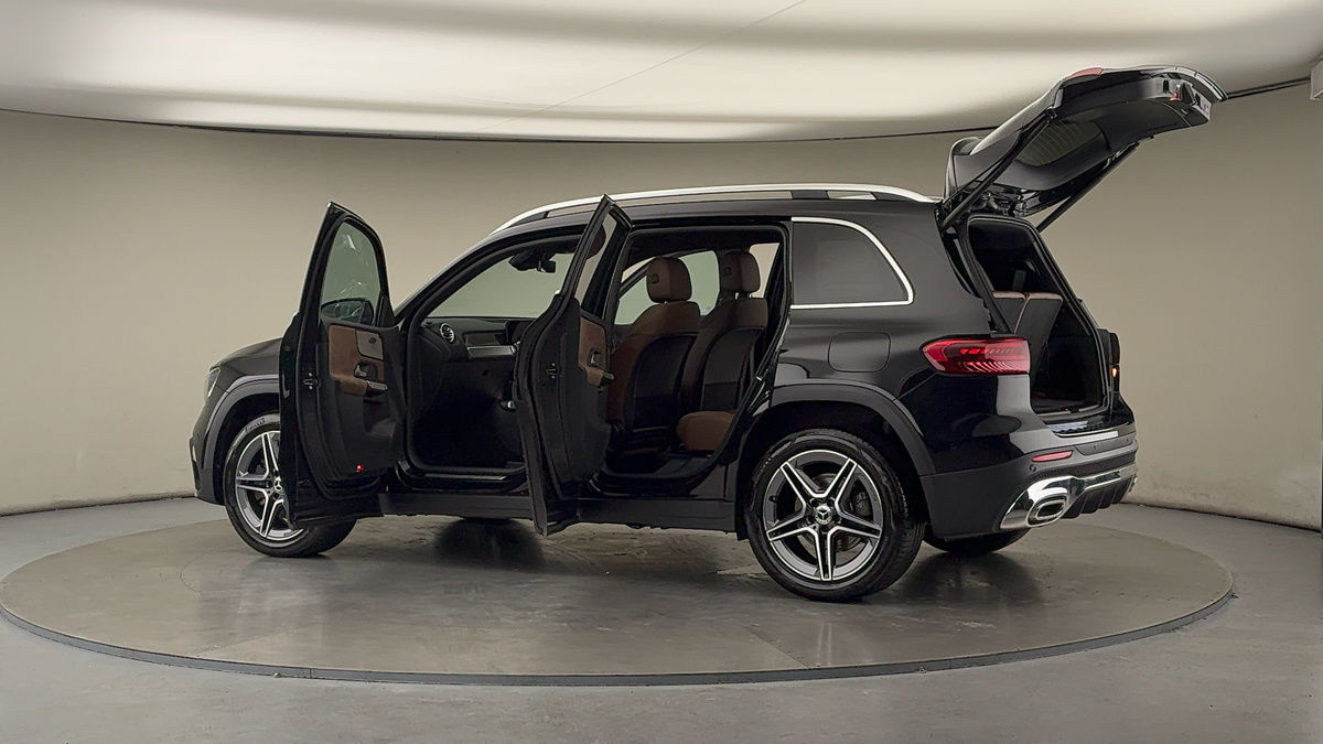 More views of Mercedes-Benz GLB