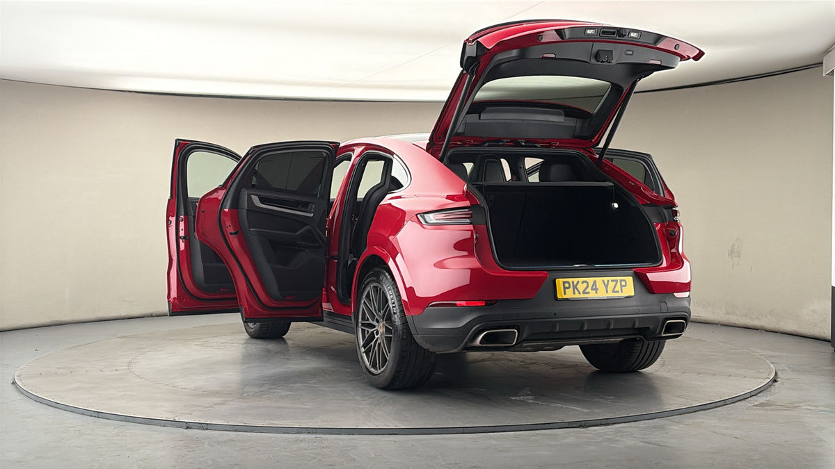 More views of Porsche Cayenne