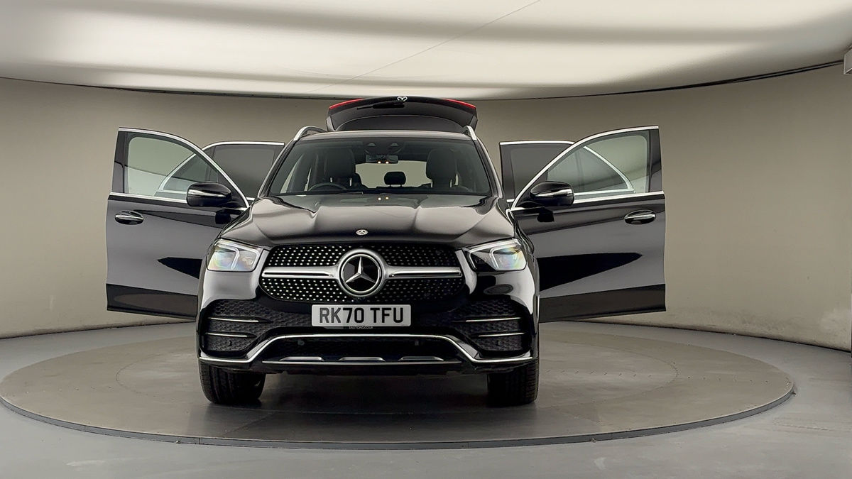 More views of Mercedes-Benz GLE