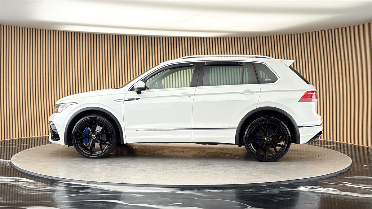 More views of Volkswagen Tiguan