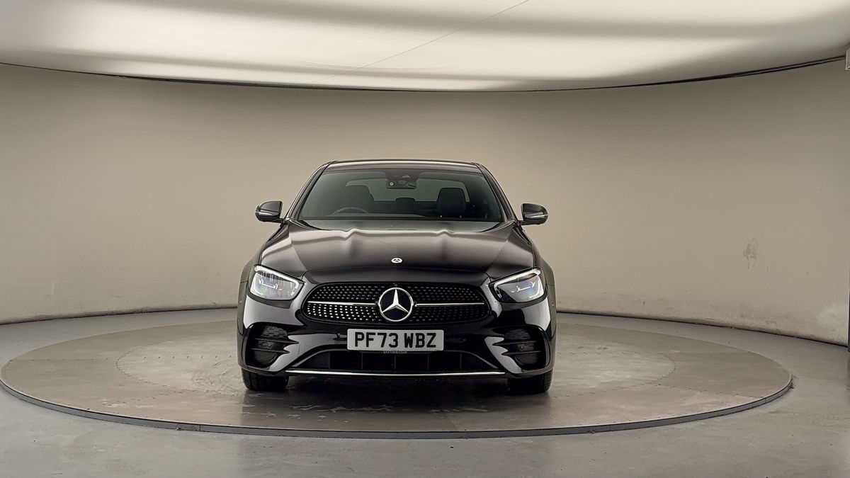 Mercedes-Benz E Class Image 3