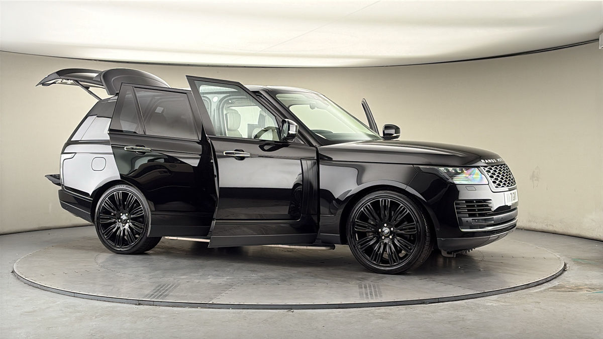 More views of Land Rover Range Rover