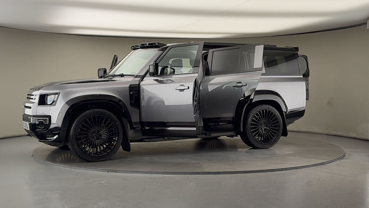 More views of Land Rover Defender 130