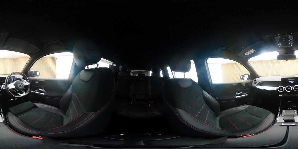 More views of Mercedes-Benz GLB