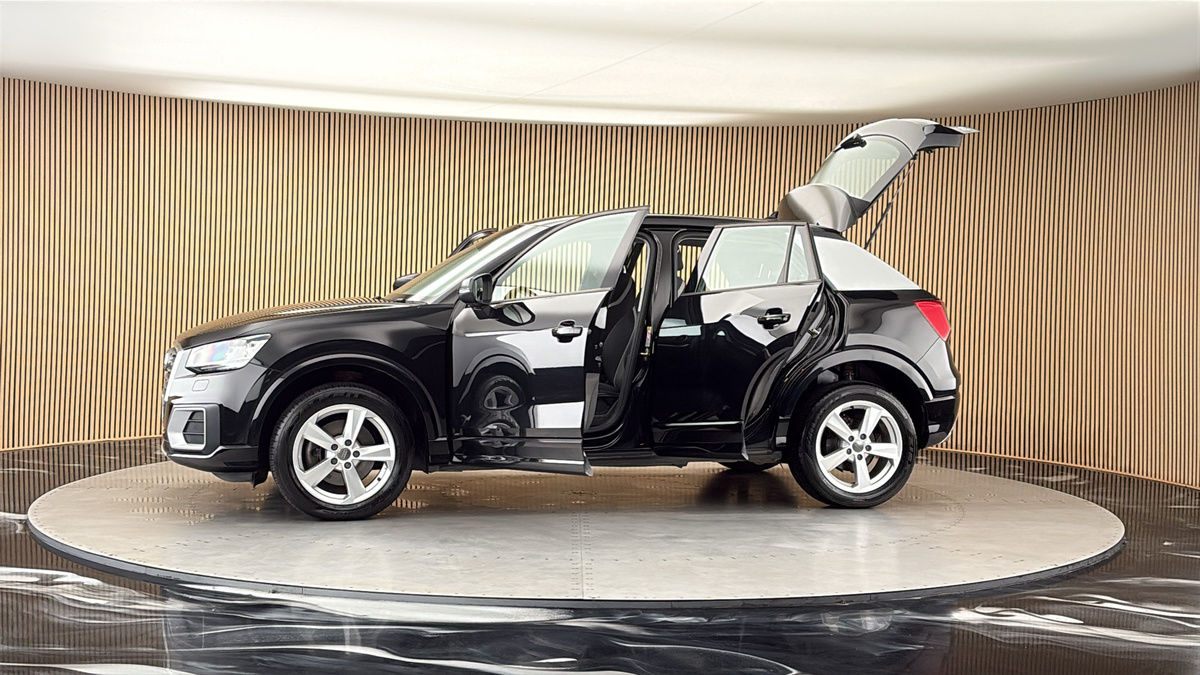 More views of Audi Q2