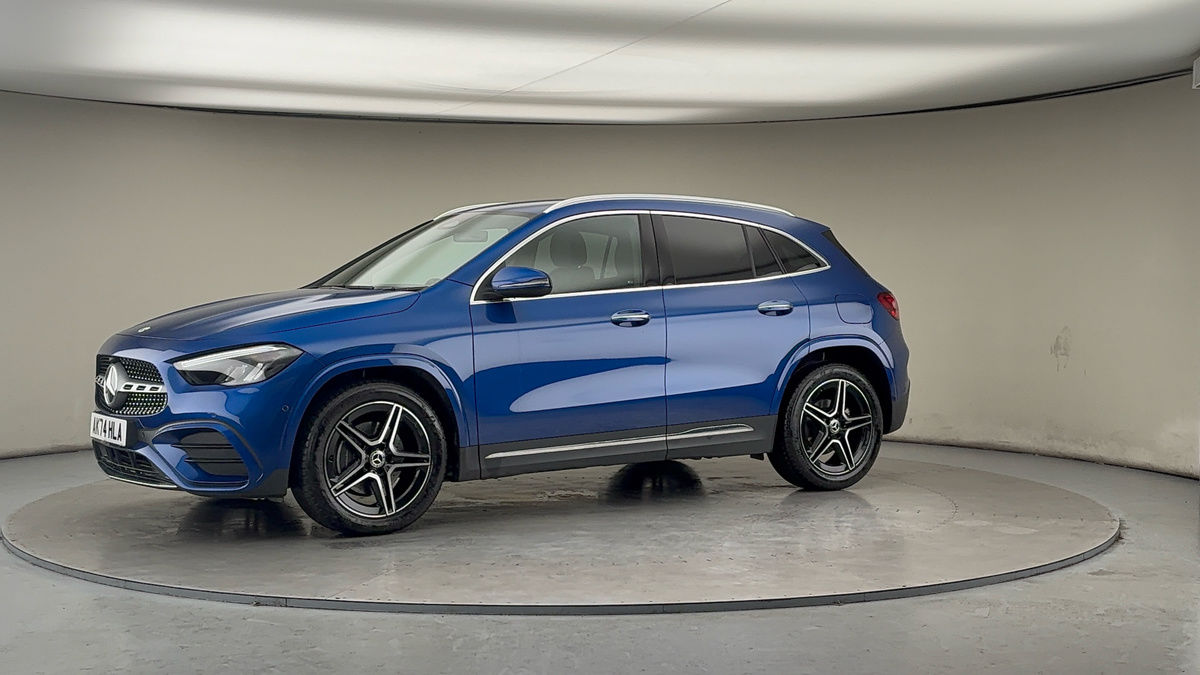 More views of Mercedes-Benz GLA