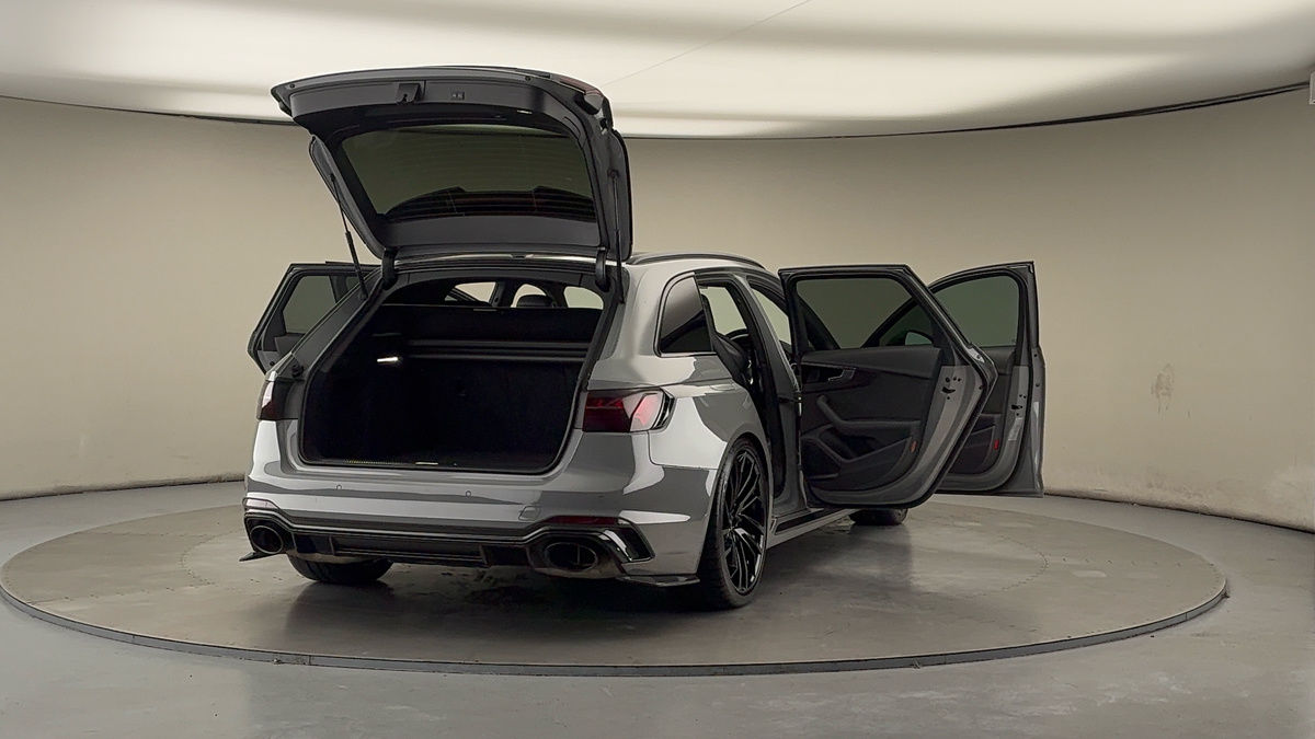 More views of Audi RS4 Avant