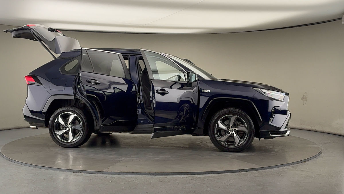 More views of Toyota RAV4