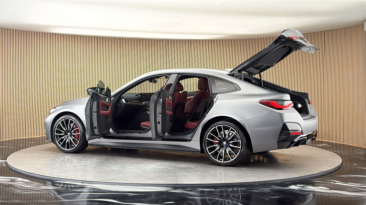 More views of BMW i4