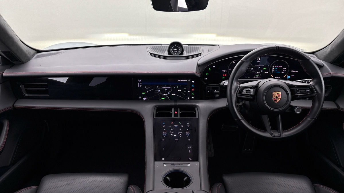 Porsche Taycan Image 13