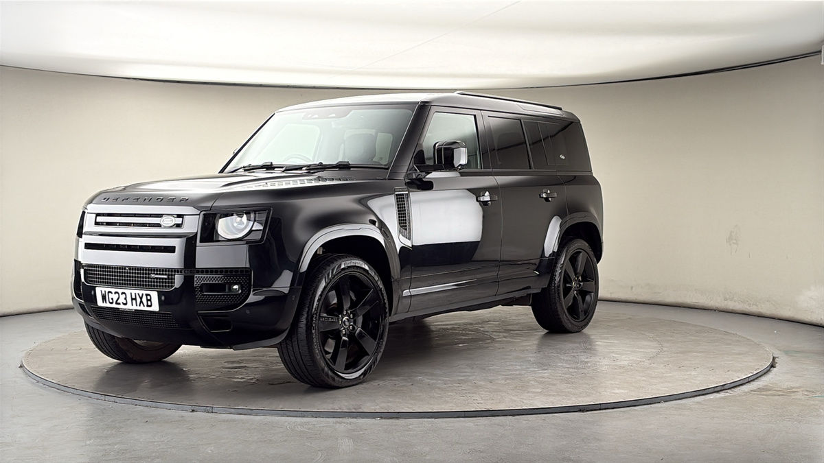 More views of Land Rover Defender 110