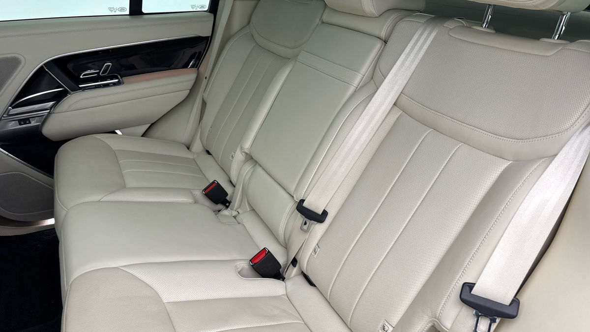 Land Rover Range Rover Image 8