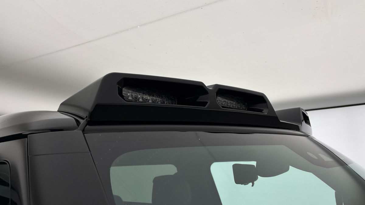 More views of Land Rover Defender 90