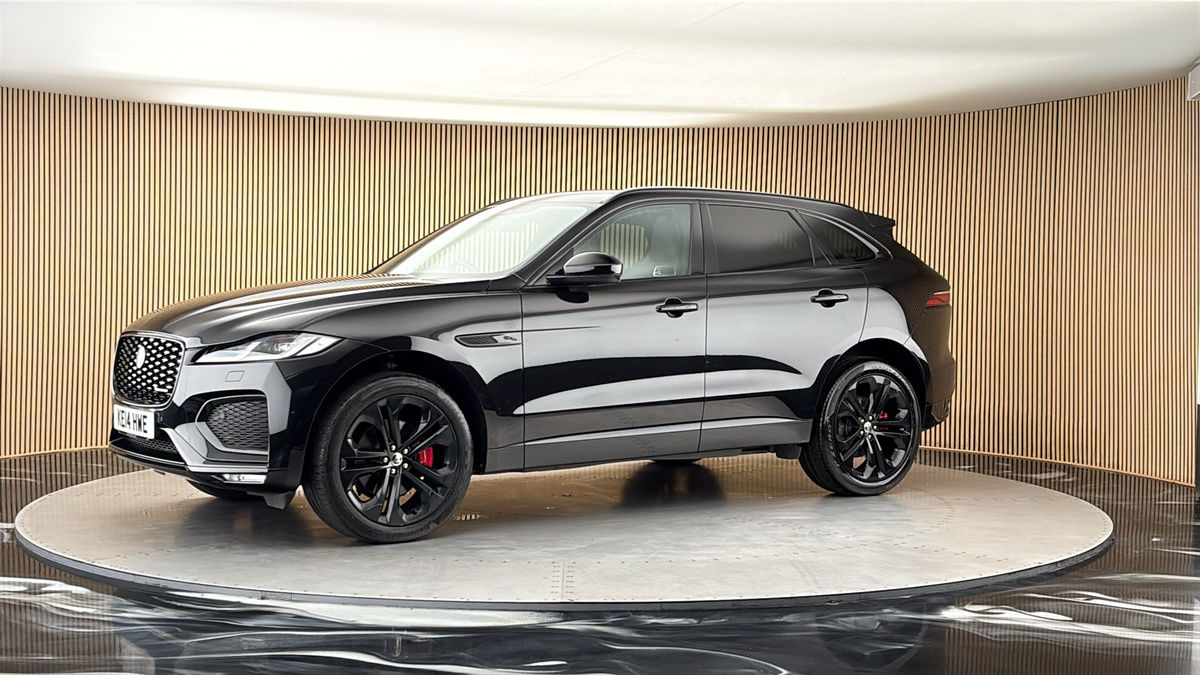 More views of Jaguar F-PACE
