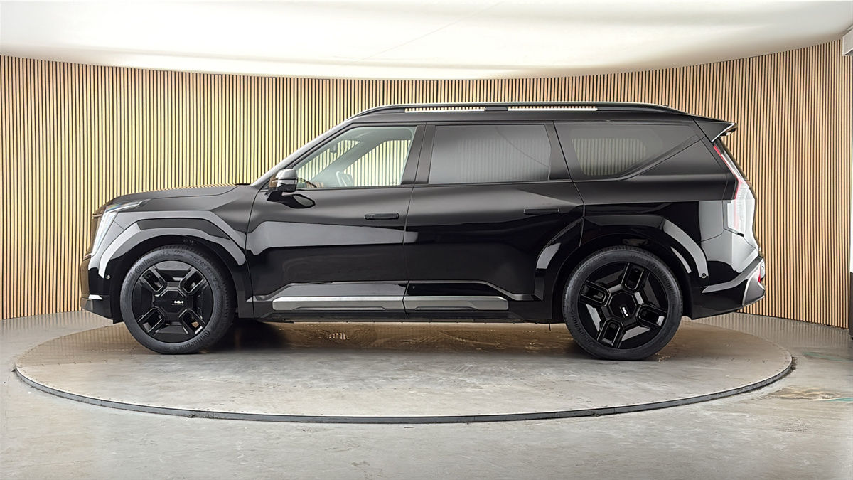 More views of Kia EV9