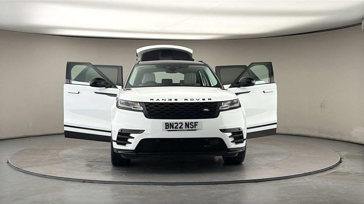 More views of Land Rover Range Rover Velar