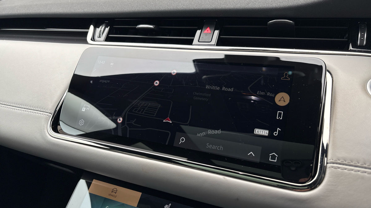 Land Rover Range Rover Evoque Image 17