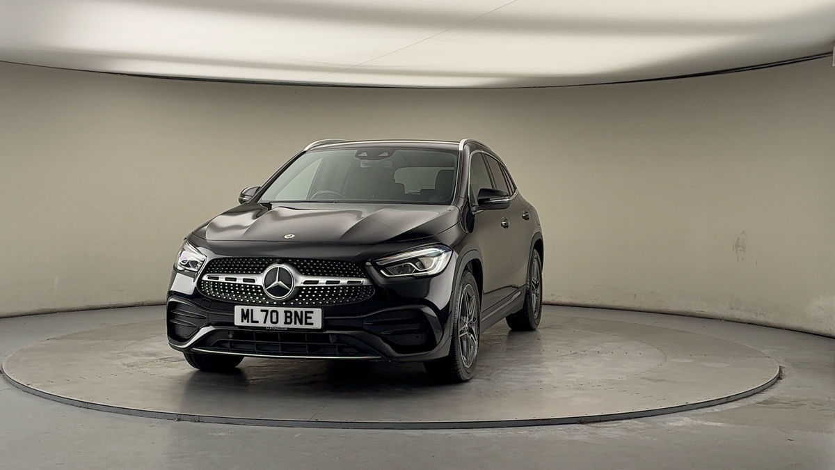 More views of Mercedes-Benz GLA