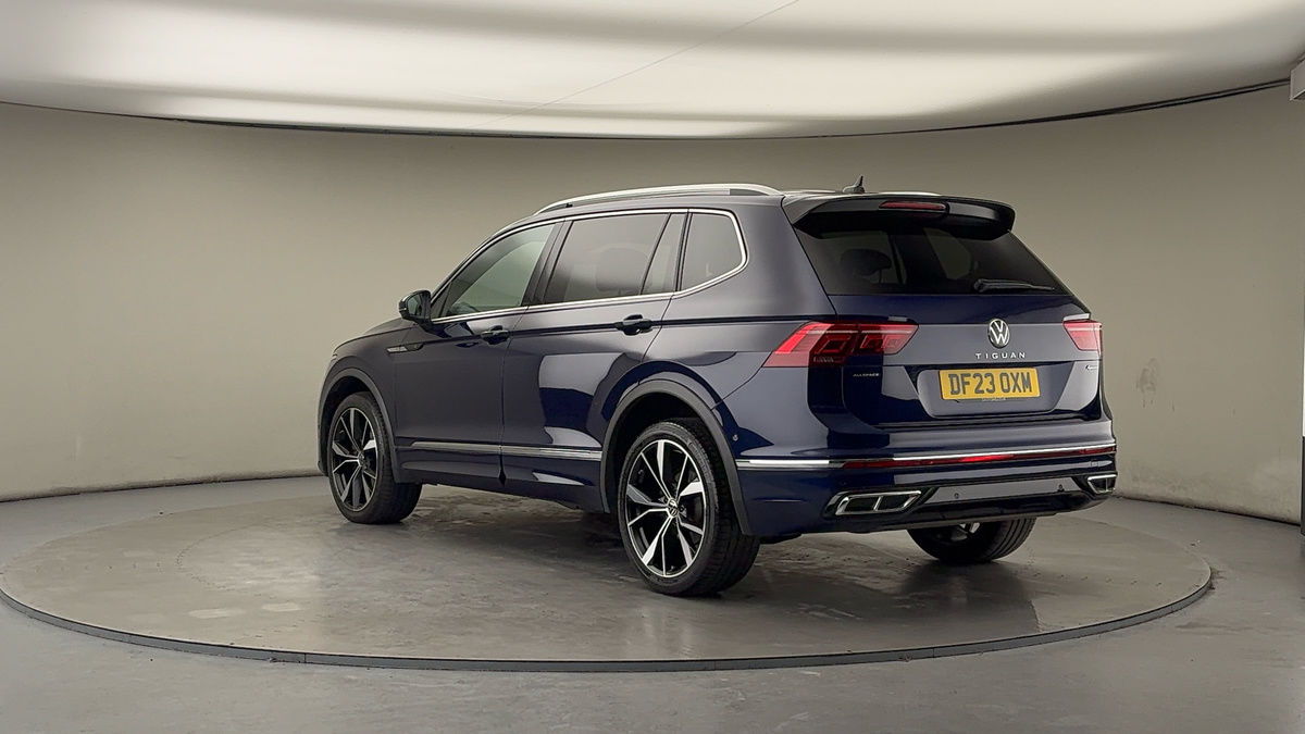 Volkswagen Tiguan Allspace Image 2