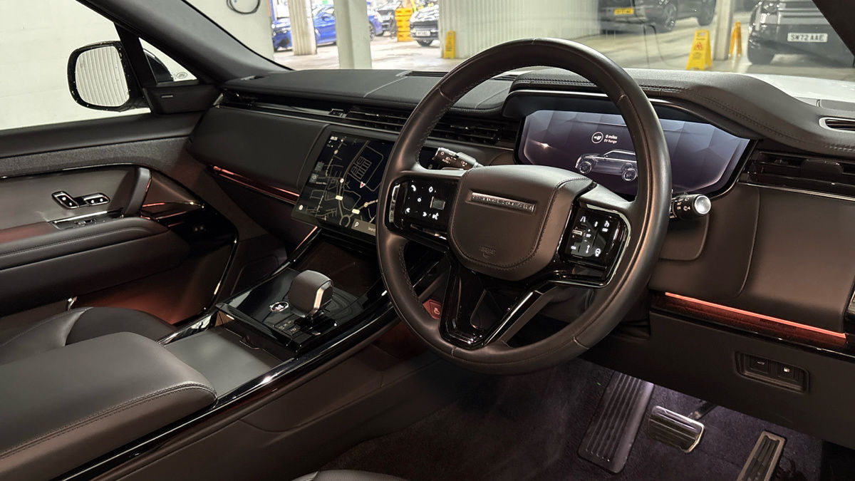 Land Rover Range Rover Sport Image 5