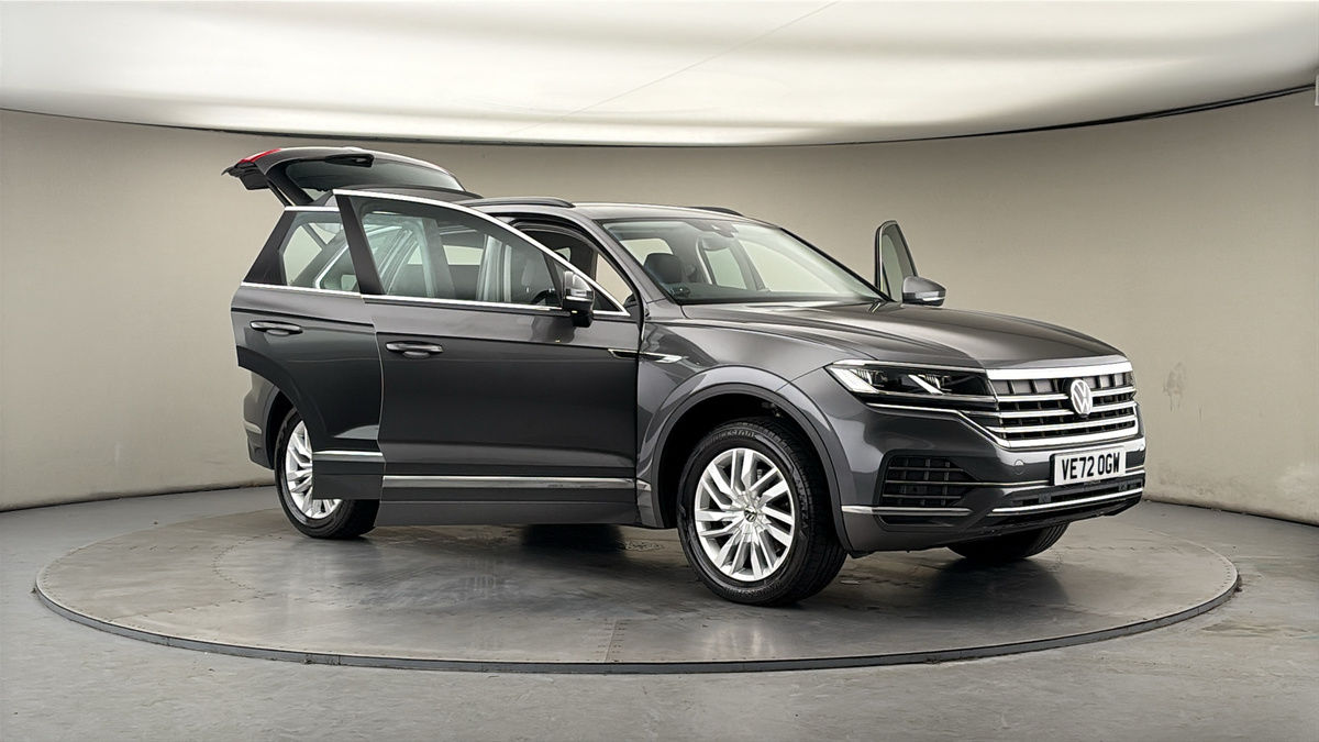 More views of Volkswagen Touareg