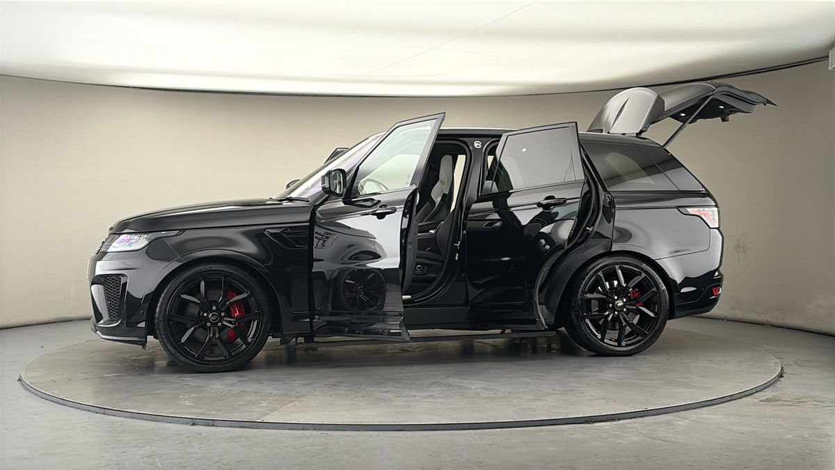 More views of Land Rover Range Rover Sport