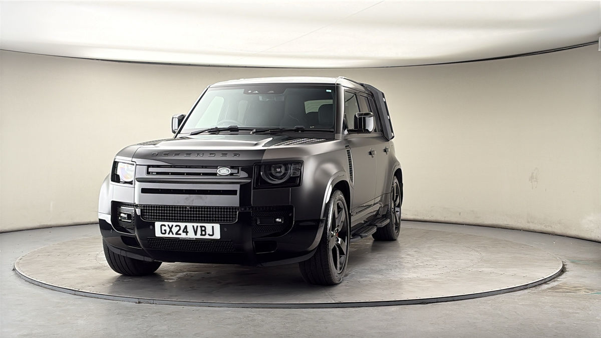 More views of Land Rover Defender 110