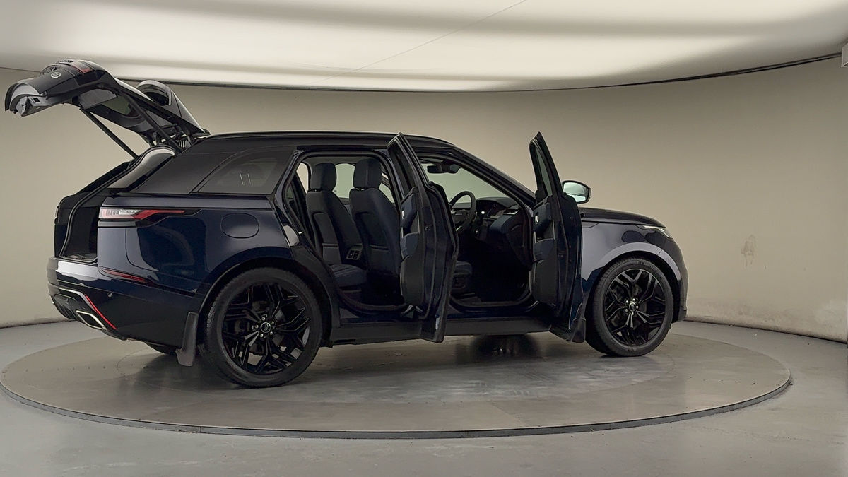 More views of Land Rover Range Rover Velar