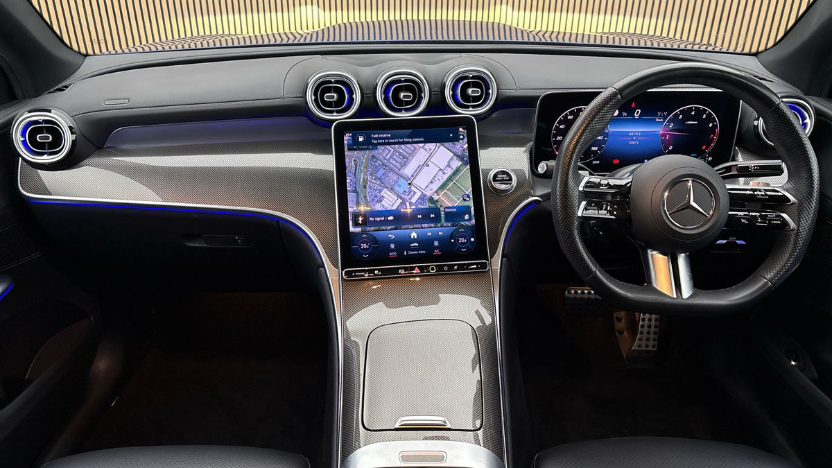 Mercedes-Benz GLC Image 12