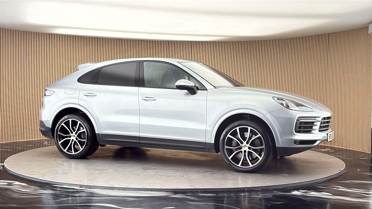More views of Porsche Cayenne
