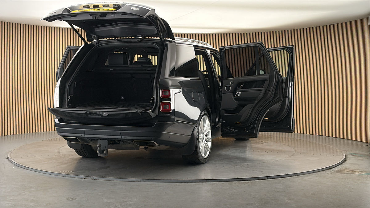 More views of Land Rover Range Rover