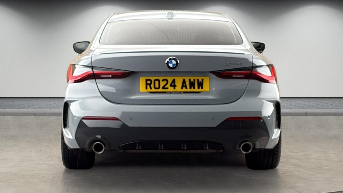 BMW 4 Series Image 4