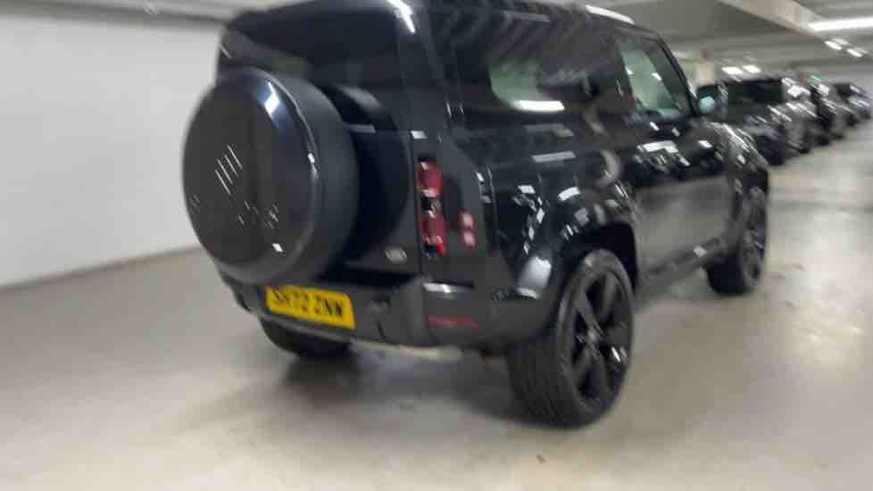 More views of Land Rover Defender 90