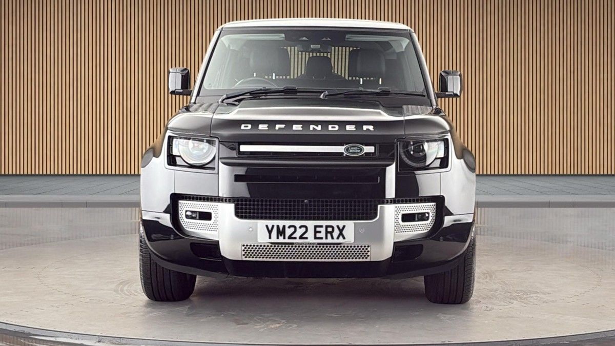 Land Rover Defender 90 Image 3