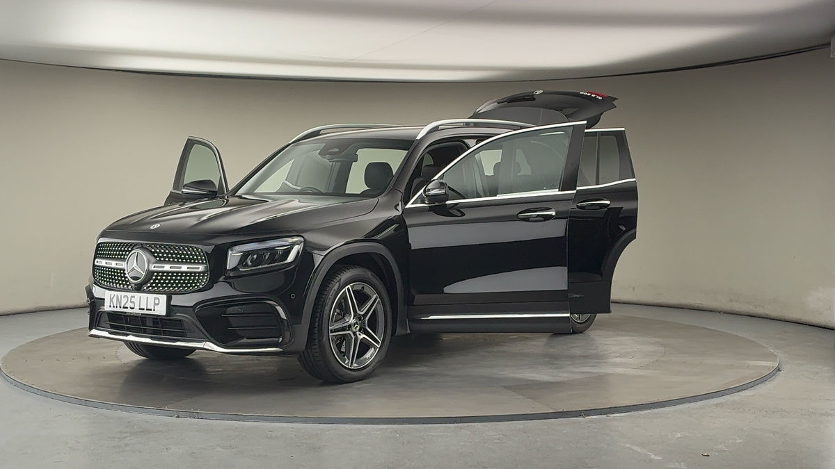 More views of Mercedes-Benz GLB