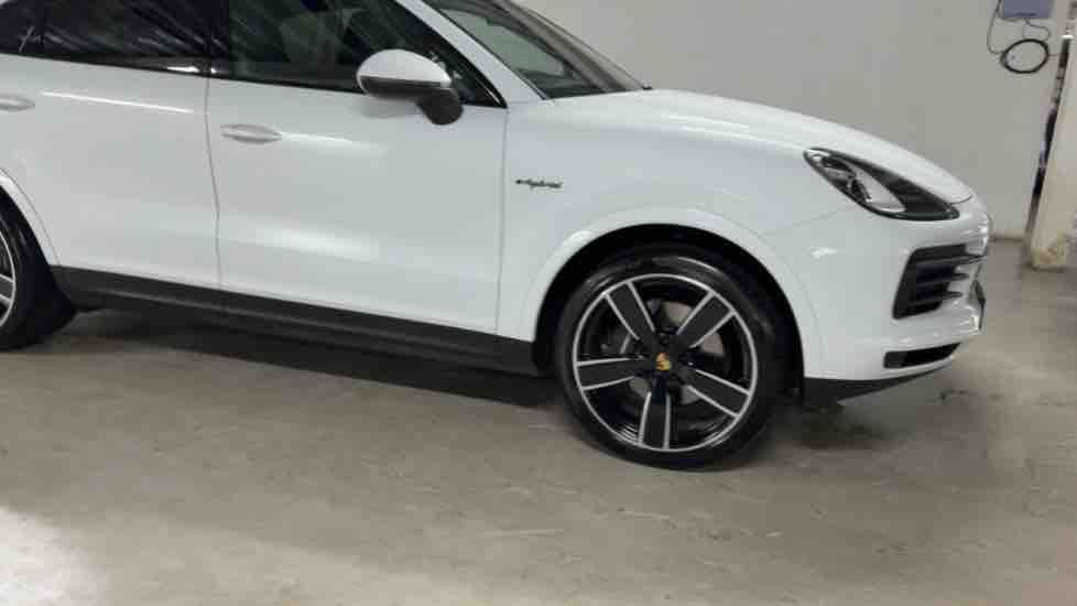 More views of Porsche Cayenne