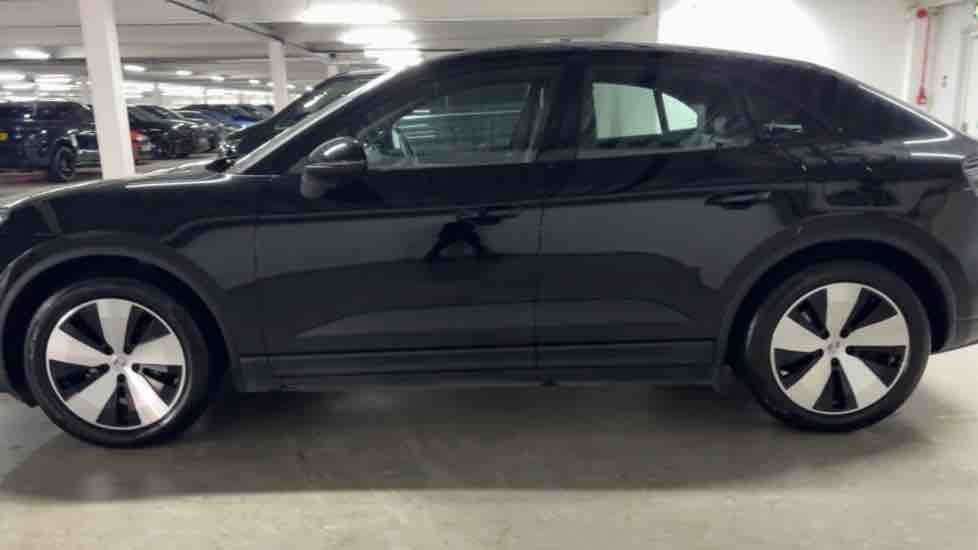 More views of Porsche Macan