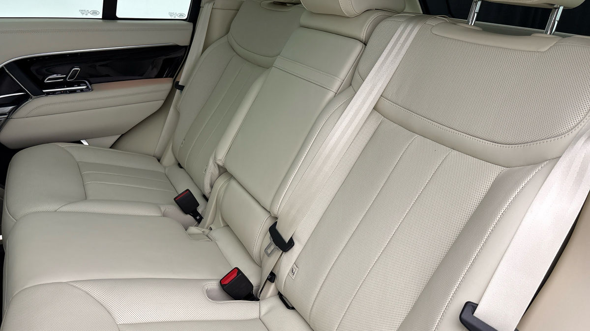 Land Rover Range Rover Image 8