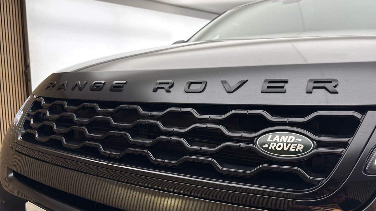 Land Rover Range Rover Evoque Image 24