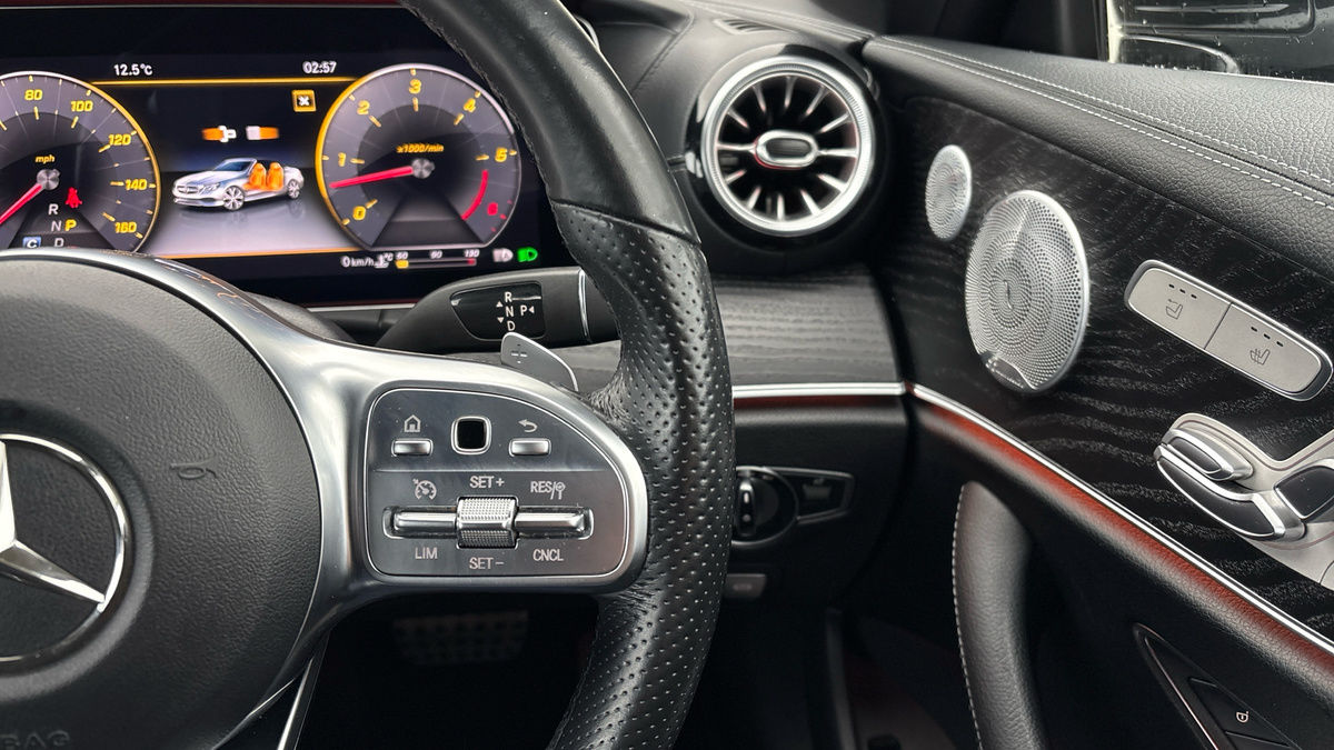 Mercedes-Benz E Class Image 14