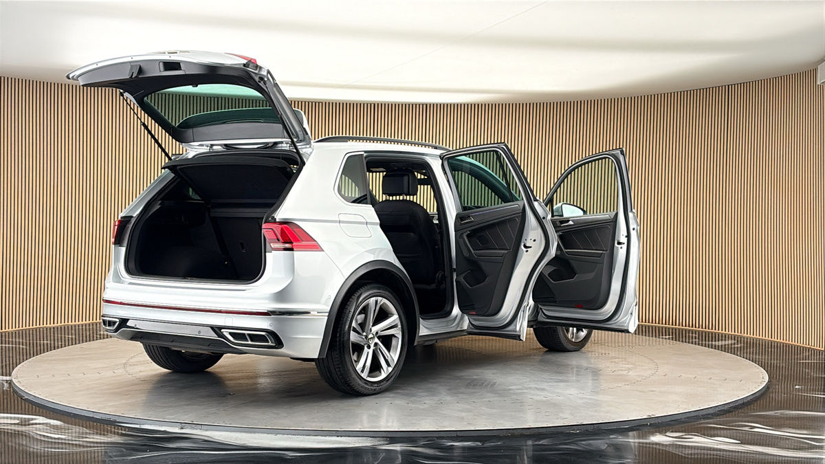 More views of Volkswagen Tiguan