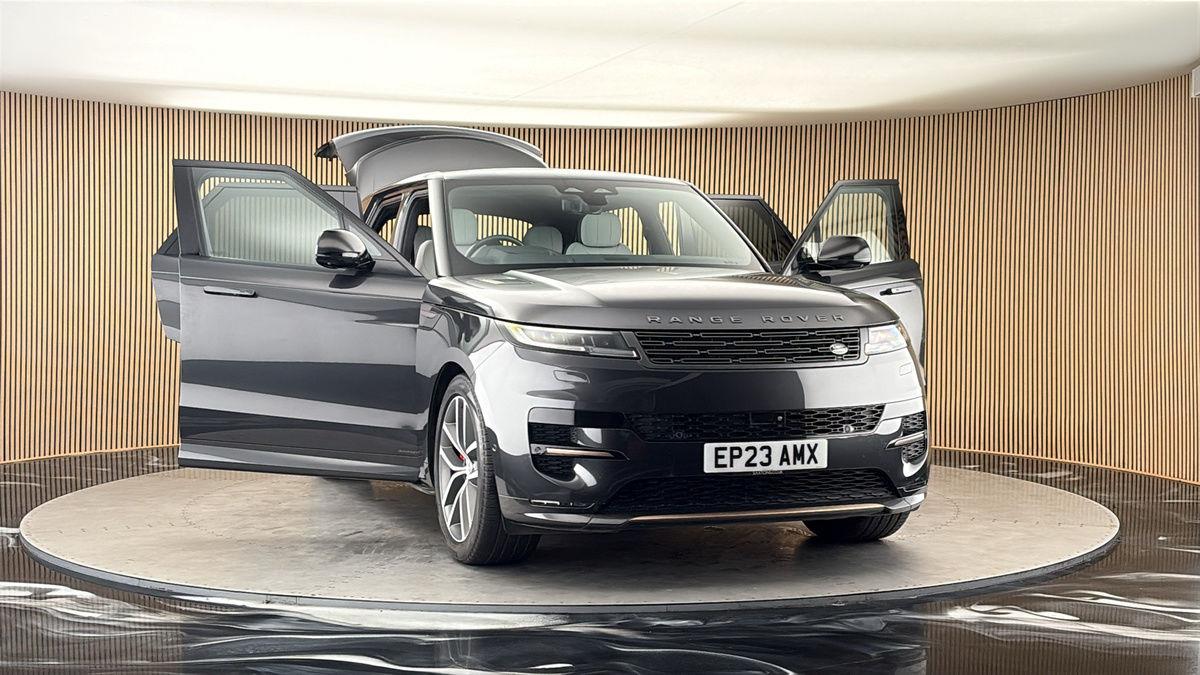 More views of Land Rover Range Rover Sport