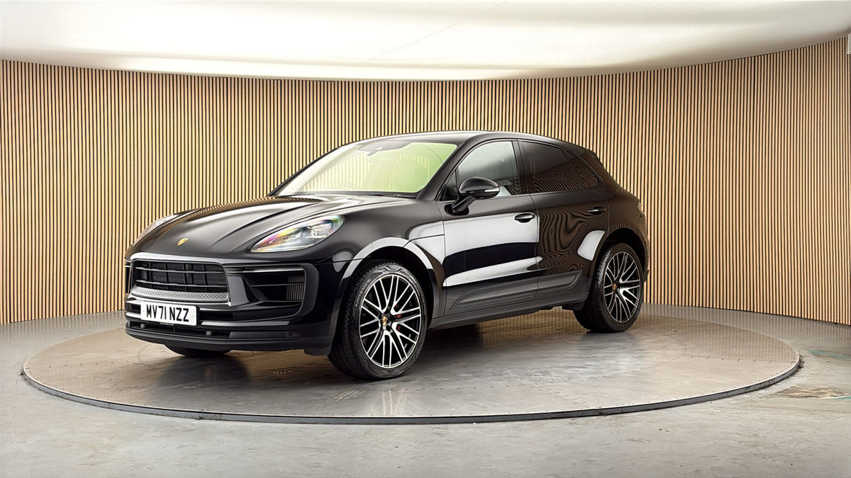 Porsche Macan Image 20