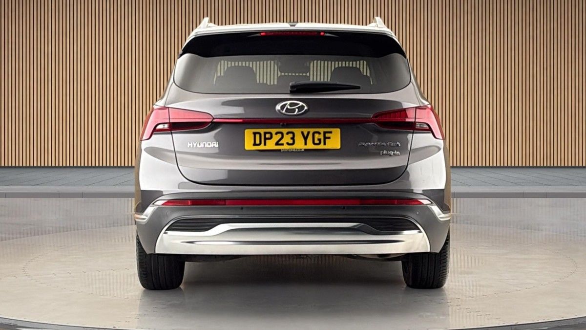 Hyundai Santa Fe Image 4