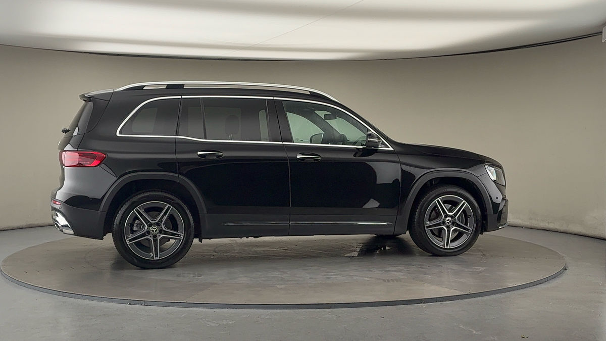 More views of Mercedes-Benz GLB