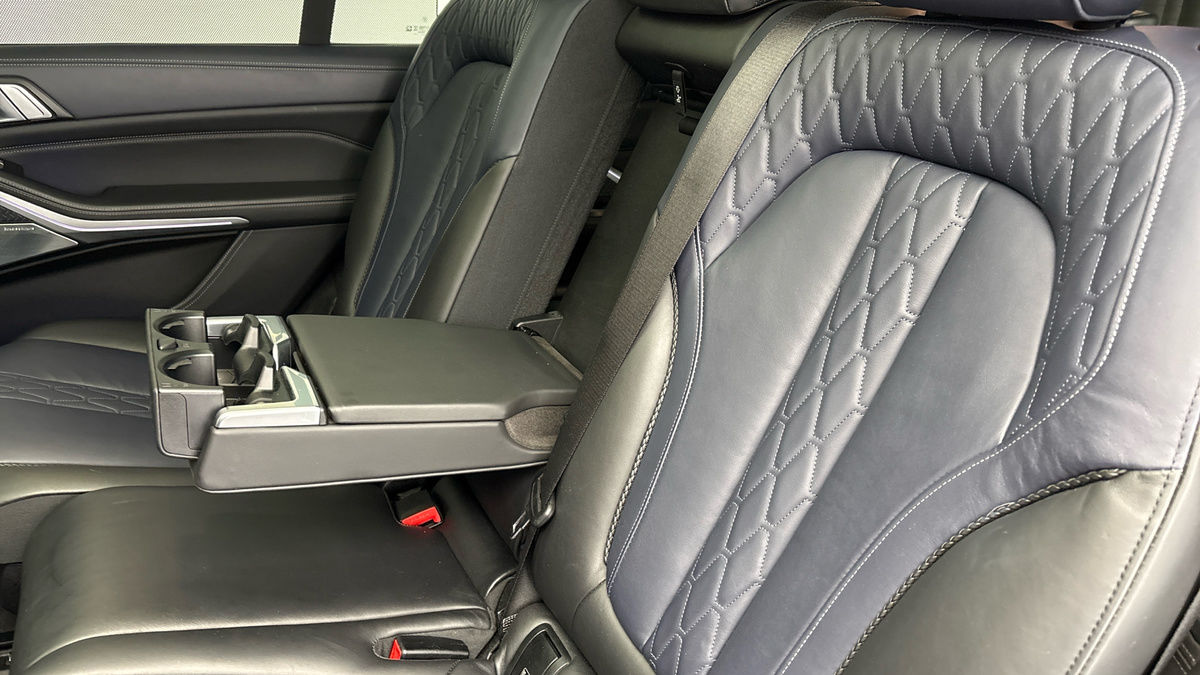 BMW X7 Image 9