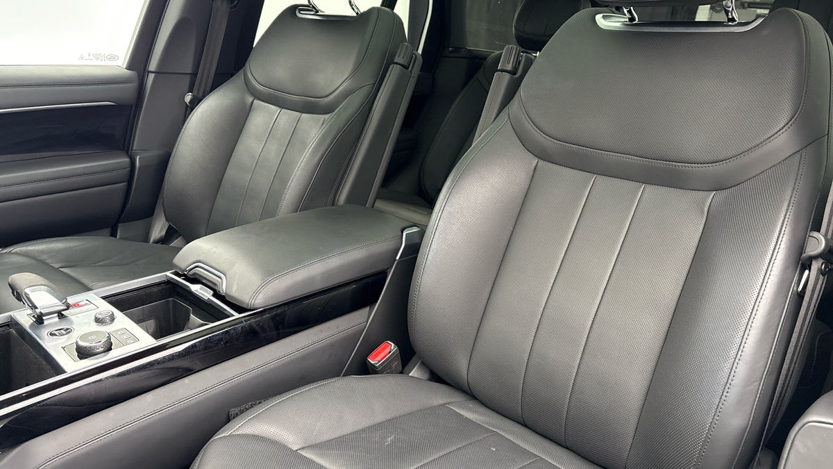 Land Rover Range Rover Image 7